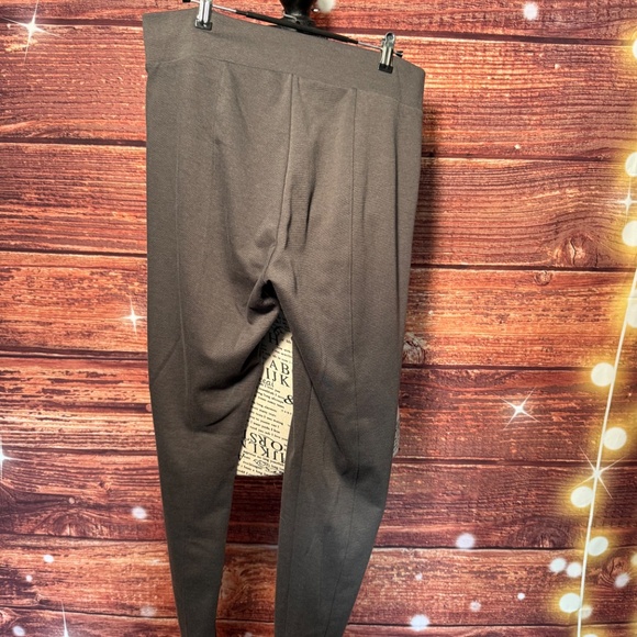 Gap Mid-Rise Seamed Leggings. Charcoal Grey. Size L - Picture 2 of 3